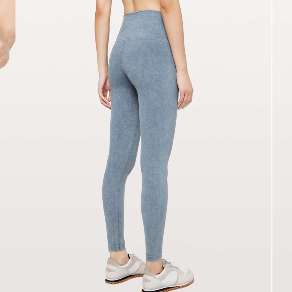 Lululemon Wunder Under High-Rise Tight 28" *Full-On Luxtreme Size 6